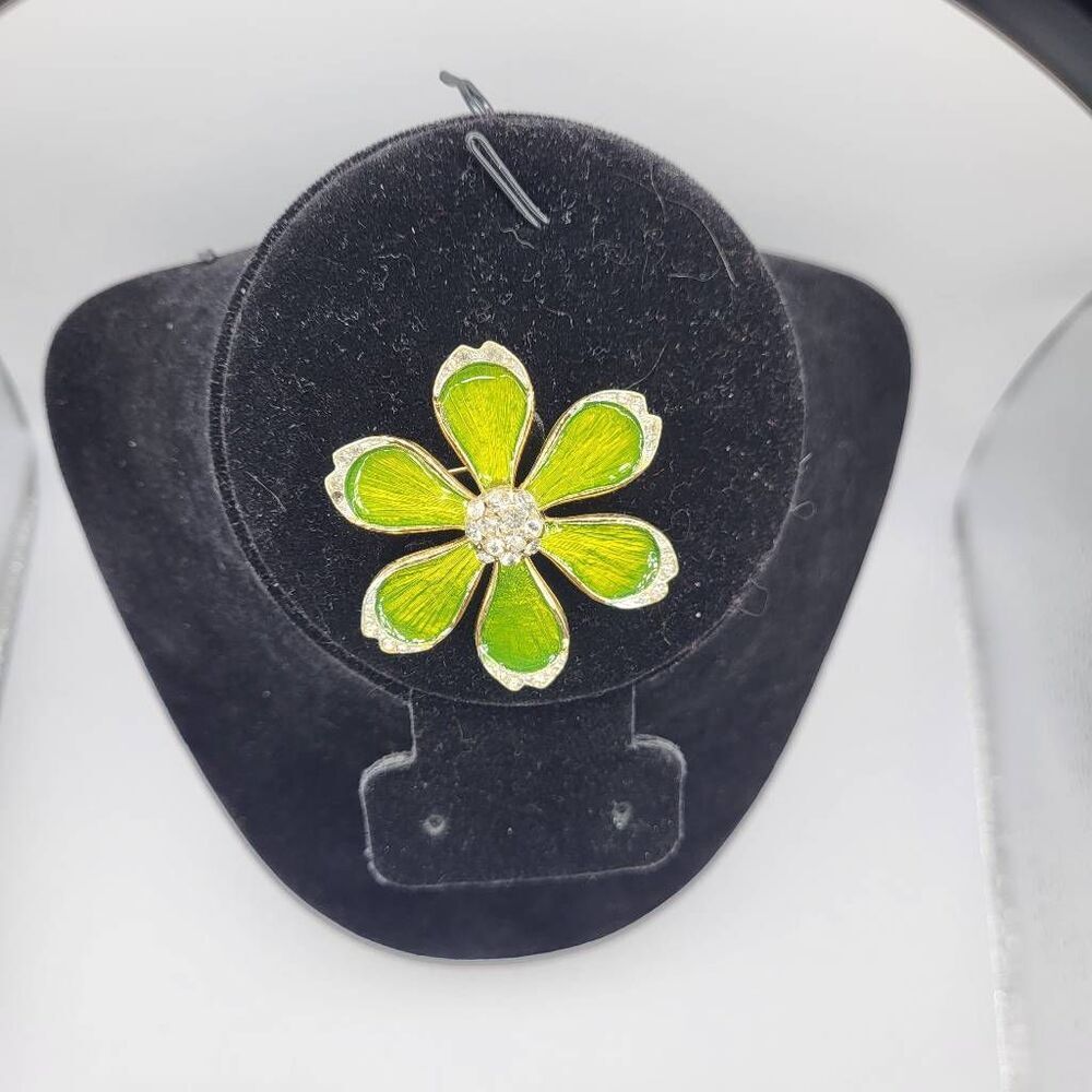Vintge 70s Flower Power Groovy Enamel Pin